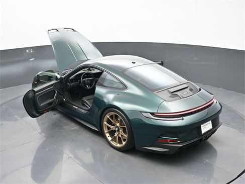 Certified 2022 Porsche 911 GT3 image 26