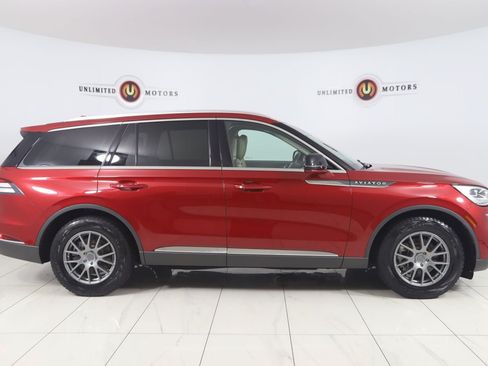 Used 2020 Lincoln Aviator Reserve w/ Equipment Group 202A AWD/4WD image 2
