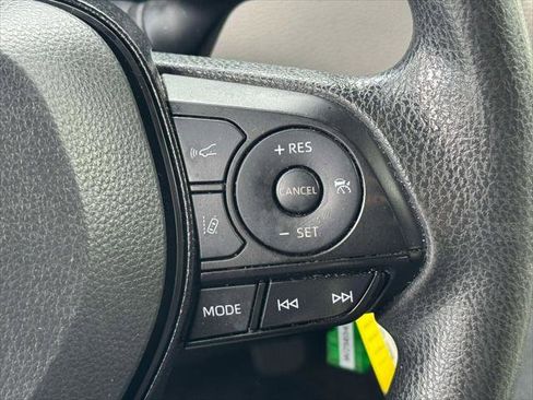 Used 2021 Toyota Corolla LE w/ Carpet Mat Package (TMS) FWD image 20