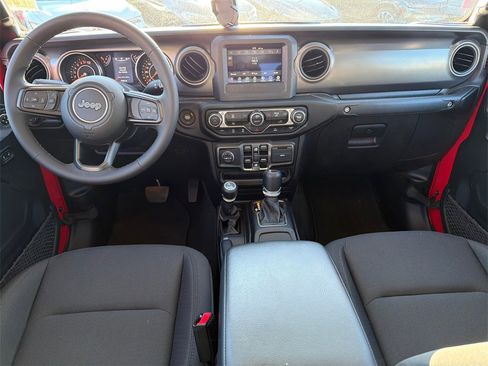 Used 2023 Jeep Gladiator Sport image 22