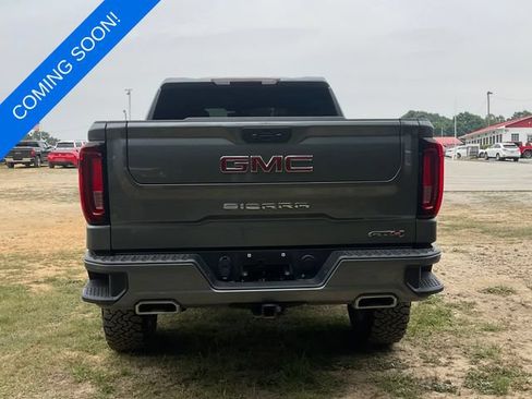 Used 2021 GMC Sierra 1500 AT4 AWD/4WD image 2