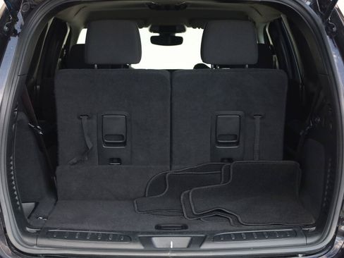 Used 2021 Dodge Durango SXT w/ 3rd Row Seating Group RWD image 10