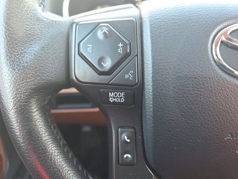 Used 2020 Toyota Sequoia Platinum AWD/4WD image 20