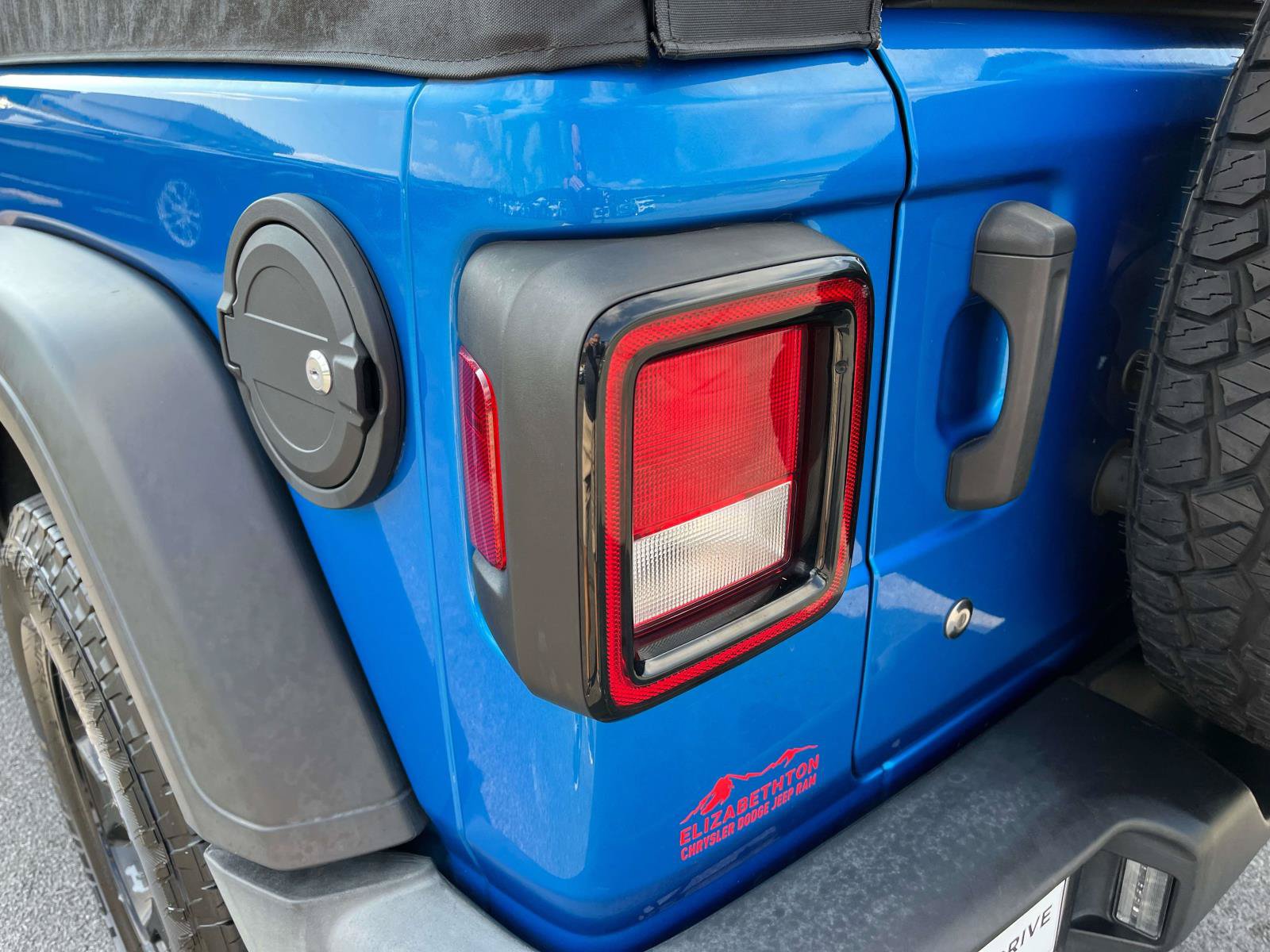 Used 2022 Jeep Wrangler Unlimited Sport AWD/4WD image 10