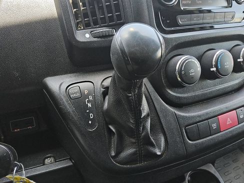 Used 2020 RAM ProMaster 2500 w/ Interior Convenience Group FWD image 22