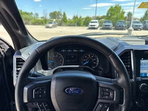 Used 2016 Ford F150 XLT w/ Equipment Group 302A Luxury AWD/4WD image 12