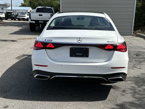 Used 2025 Mercedes-Benz E 450 4MATIC Sedan image 5