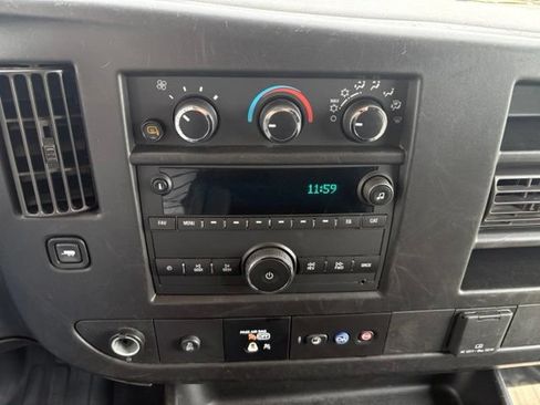 Used 2023 Chevrolet Express 2500 Extended RWD image 27