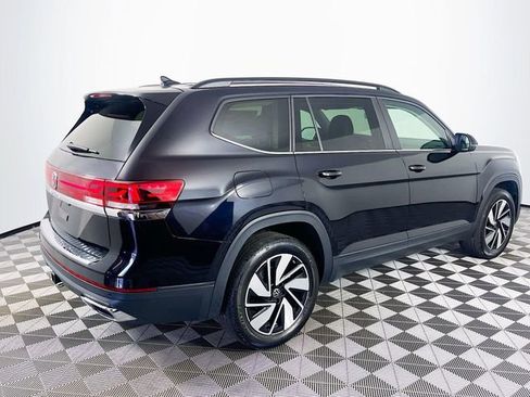 Used 2024 Volkswagen Atlas SE FWD image 8
