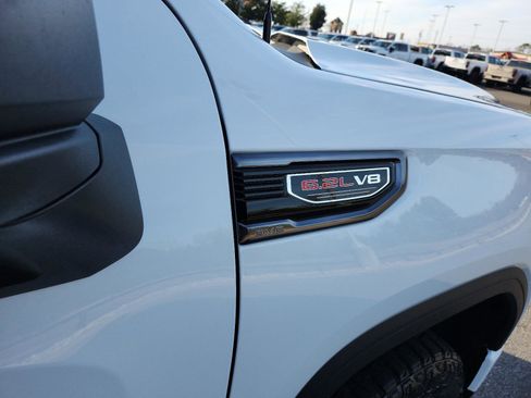 Certified 2025 GMC Sierra 1500 AT4 w/ AT4 Premium Package image 7