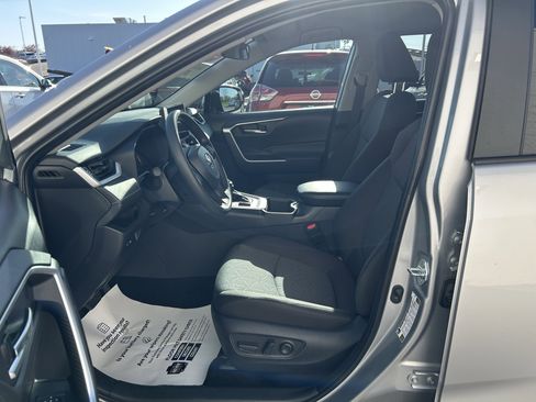 Certified 2025 Toyota RAV4 XLE AWD/4WD image 13