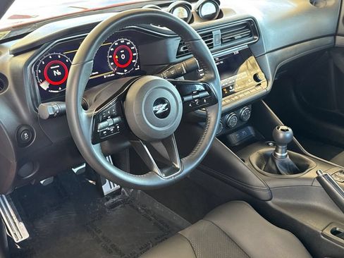 Used 2024 Nissan Z Performance w/ Heritage Edition RWD image 11