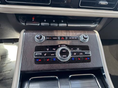 Used 2022 Lincoln Aviator Grand Touring w/ Equipment Group 301A image 15