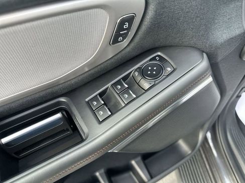 Used 2025 Ford Expedition Max Active image 17