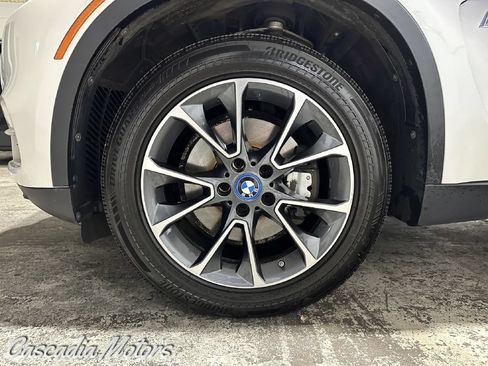 Used 2017 BMW X5 xDrive40e AWD/4WD image 28