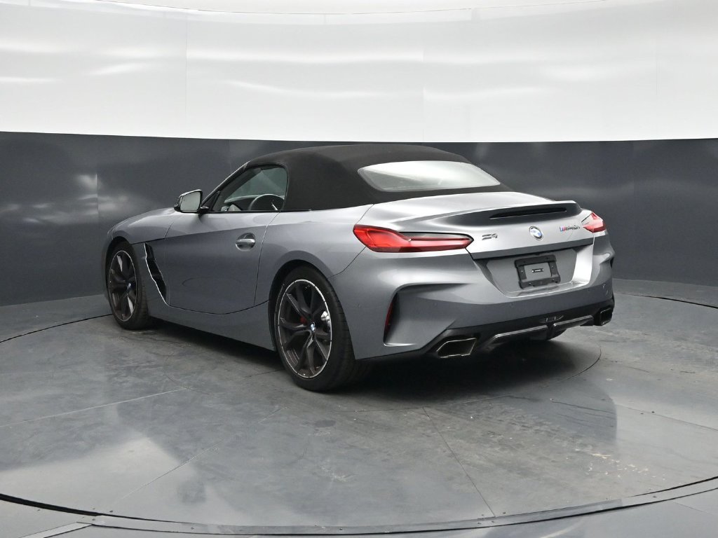 Used 2025 BMW Z4 M40i w/ Edition RWD image 7