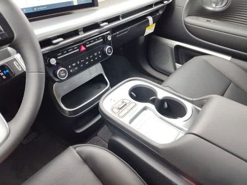 New 2026 Hyundai Ioniq 9 Limited image 26