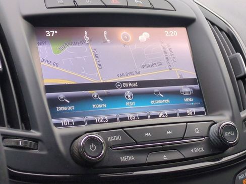 Used 2016 Buick Regal Premium w/ Driver Confidence Package #1 image 31