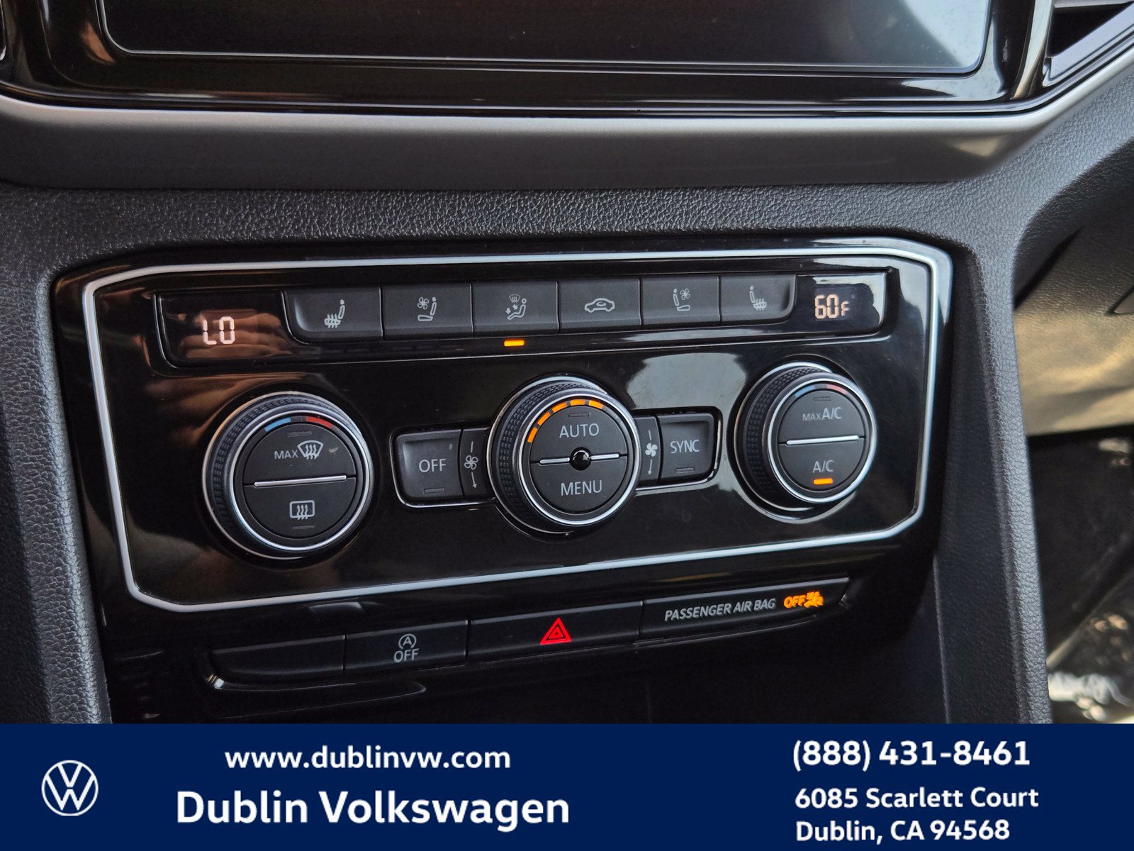Used 2020 Volkswagen Atlas Cross Sport SEL Premium AWD/4WD image 20