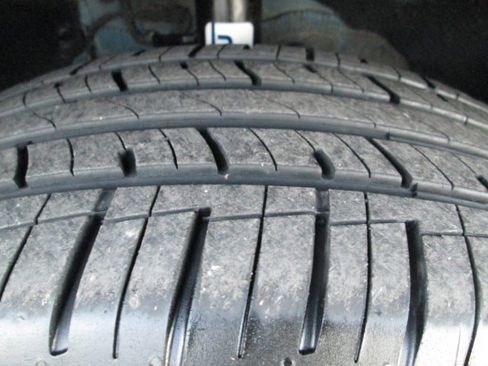 Used 2014 Jeep Cherokee Limited w/ Luxury Group image 9