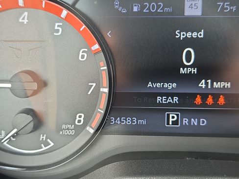 Used 2023 Nissan Titan PRO-4X AWD/4WD image 25
