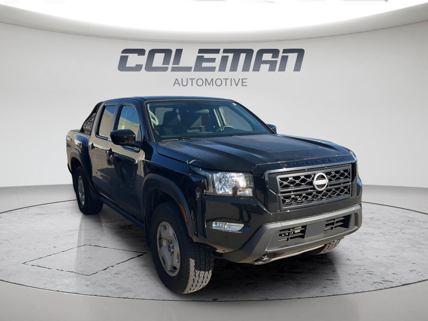 Used 2024 Nissan Frontier SV w/ Hardbody Edition AWD/4WD image 2