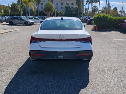 New 2026 Hyundai Elantra Limited w/ Cargo Package image 5