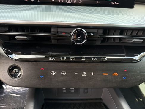 Certified 2025 Nissan Murano SL w/ Cargo Package AWD/4WD image 10