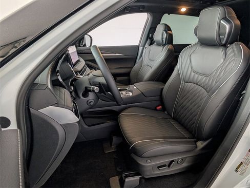 New 2026 INFINITI QX60 Autograph w/ Dark Cargo Package image 5