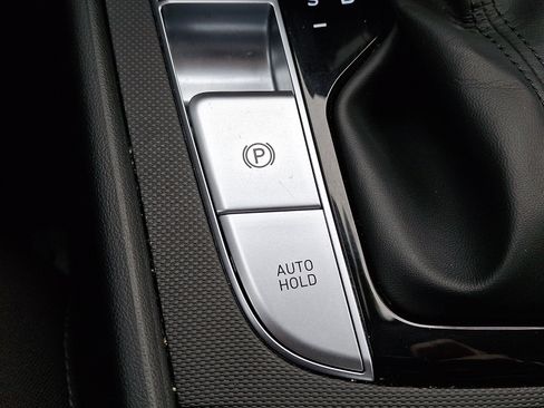 Certified 2023 Hyundai Elantra SEL w/ Convenience Package image 24