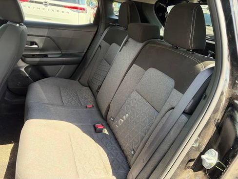 Used 2025 Nissan Kicks SV w/ Interior Electronics Package AWD/4WD image 21