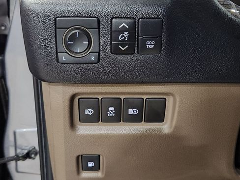 Used 2020 Lexus GX 460 Premium image 42