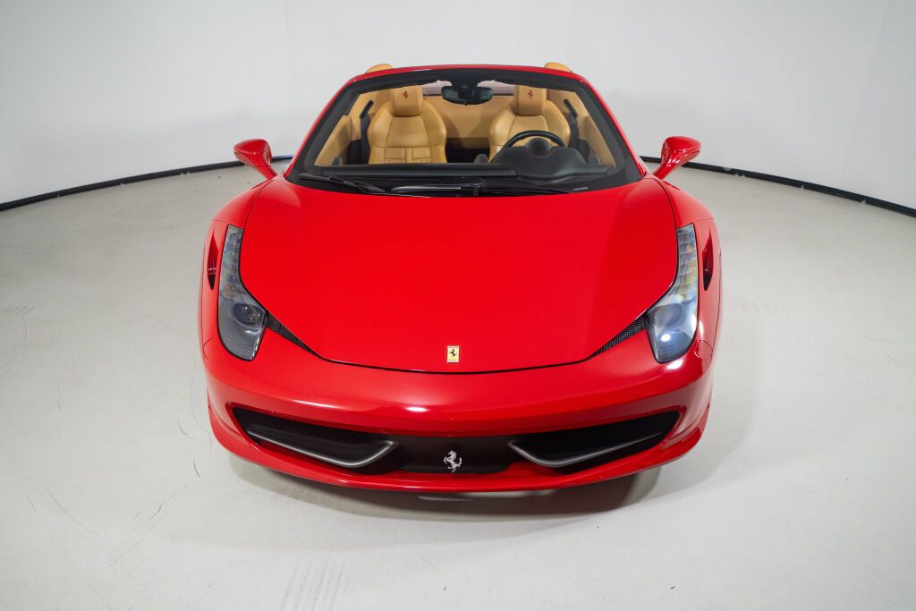 Used 2014 Ferrari 458 Spider RWD image 4