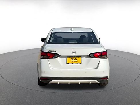 Used 2025 Nissan Versa SV FWD image 12