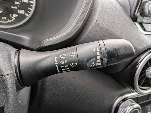 Used 2022 Nissan Sentra S image 23