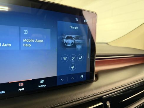Used 2022 Lincoln Nautilus Reserve w/ Equipment Group 201A AWD/4WD image 25