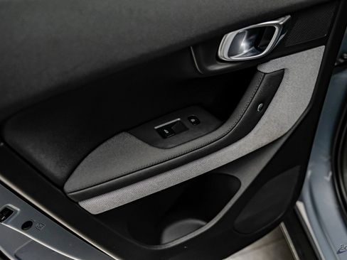 Used 2021 Polestar Polestar 2 w/ Performance Package image 73