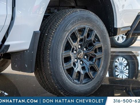 New 2026 Chevrolet Colorado W/T w/ WT Custom Package AWD/4WD image 36