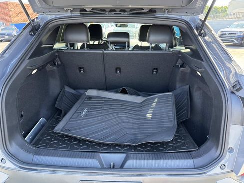 Certified 2023 Volkswagen ID.4 Pro RWD image 5