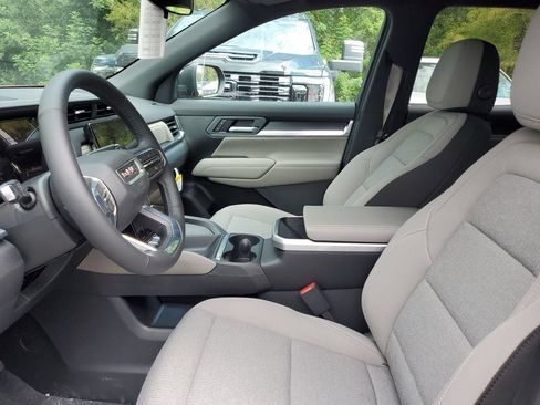 New 2027 GMC Terrain Elevation w/ Black Edition FWD image 19