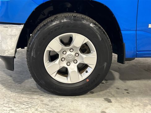 Used 2023 RAM 1500 Big Horn image 11