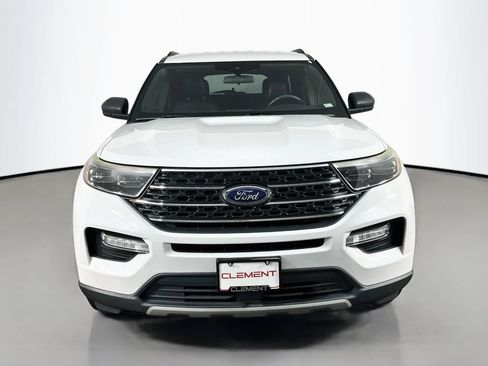 Used 2020 Ford Explorer XLT w/ Equipment Group 202A AWD/4WD image 3