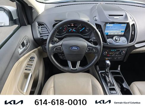 Used 2017 Ford Escape Titanium image 16