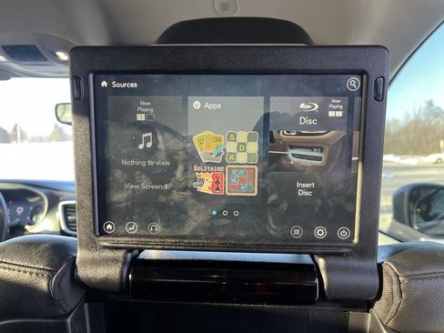 Used 2020 Chrysler Pacifica Touring-L Plus image 30