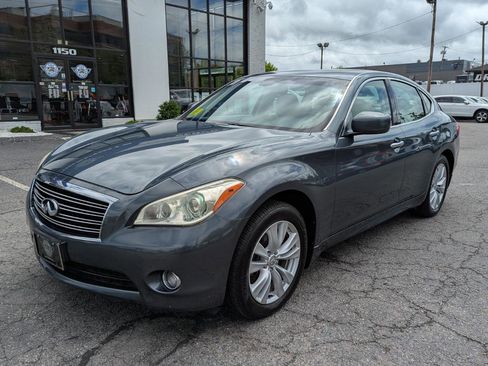 Used 2011 INFINITI M37 x w/ Deluxe Touring Pkg AWD/4WD image 2