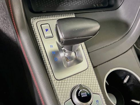 Used 2023 Genesis G70 2.0T w/ Sport Prestige Package AWD/4WD image 17