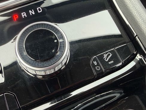 Used 2023 Jeep Grand Cherokee 4WD 4xe image 32