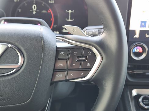 Used 2026 Lexus GX 550 w/ Accessory Package (2T) AWD/4WD image 23