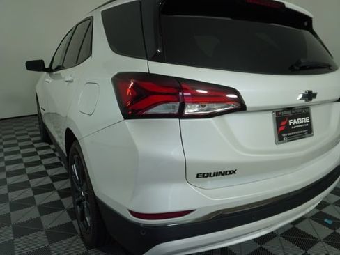 Used 2022 Chevrolet Equinox RS w/ RS Leather Package FWD image 12