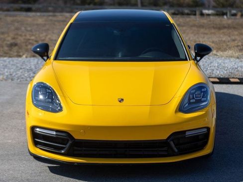 Used 2018 Porsche Panamera 4S image 12
